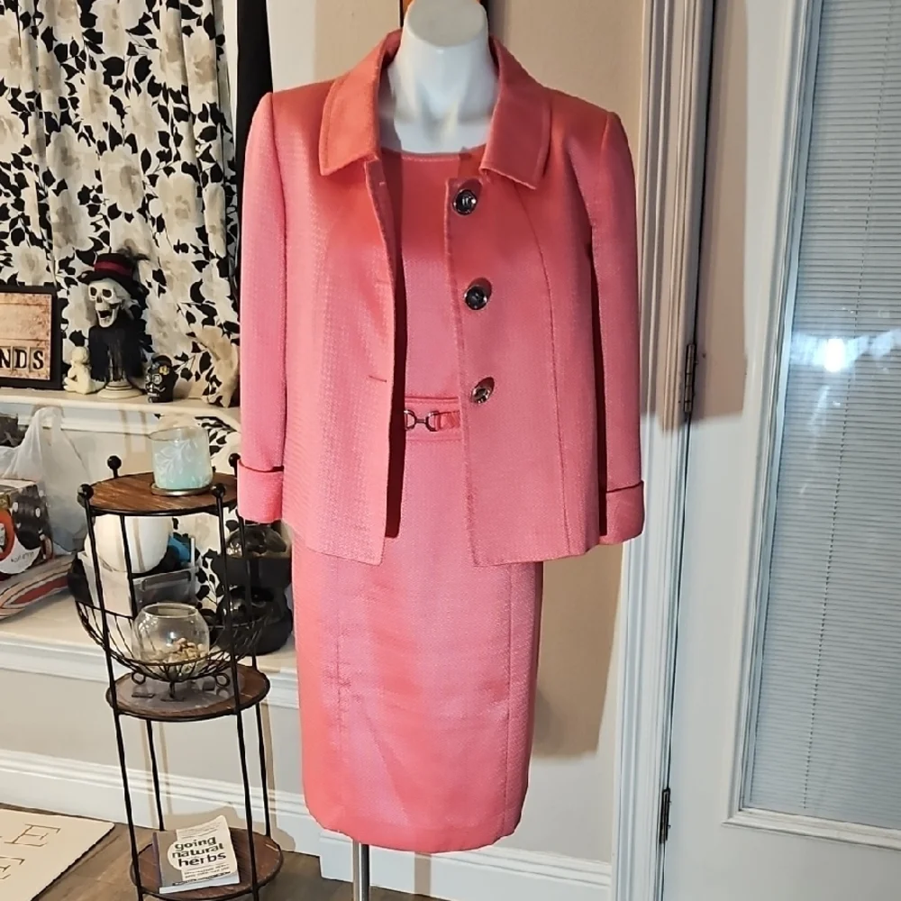 Tahari Vibrant Coral Dress Suit - Picture 3 of 6